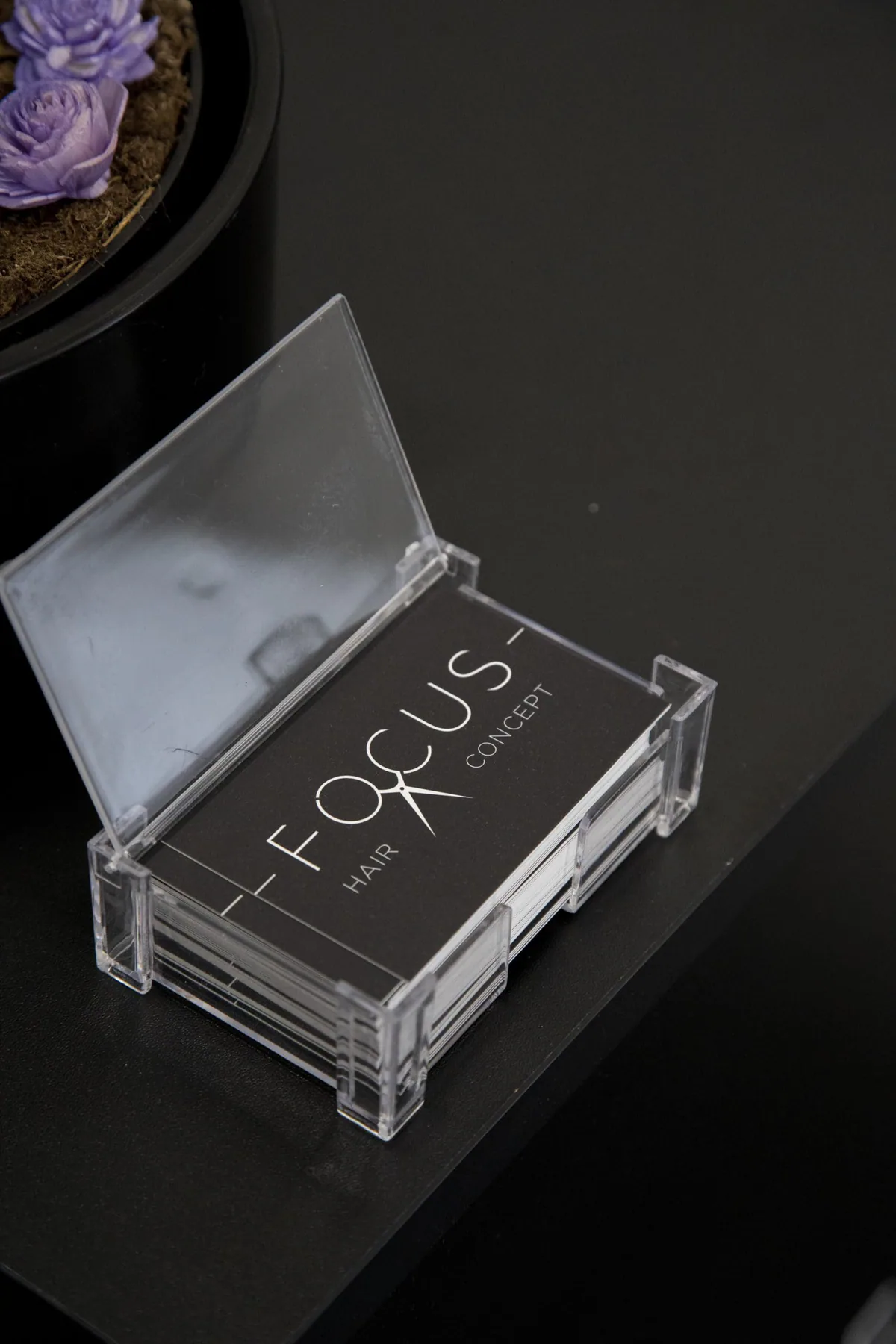 Dettaglio degli strumenti personalizzati Focus Hair Concept