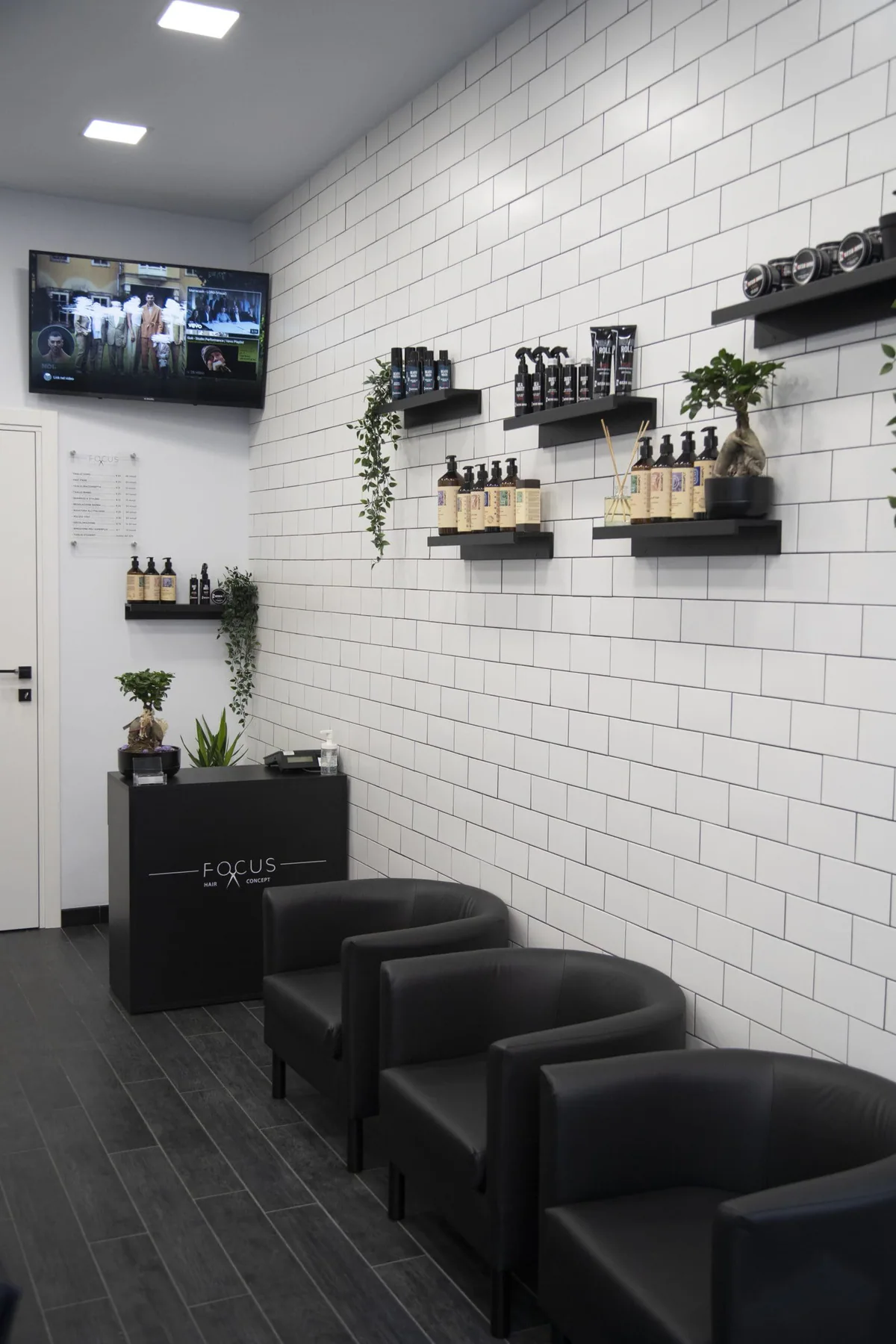 Area d’attesa di Focus Hair Concept a Milano